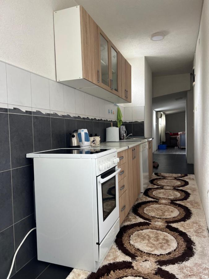 Apartman Centar Apartment โนวีปาซาร์ ภายนอก รูปภาพ