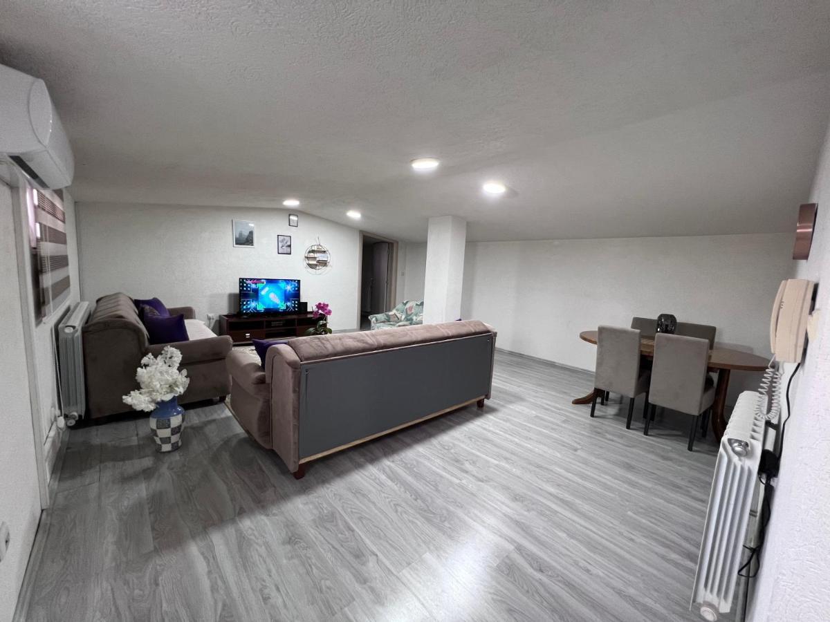 Apartman Centar Apartment โนวีปาซาร์ ภายนอก รูปภาพ